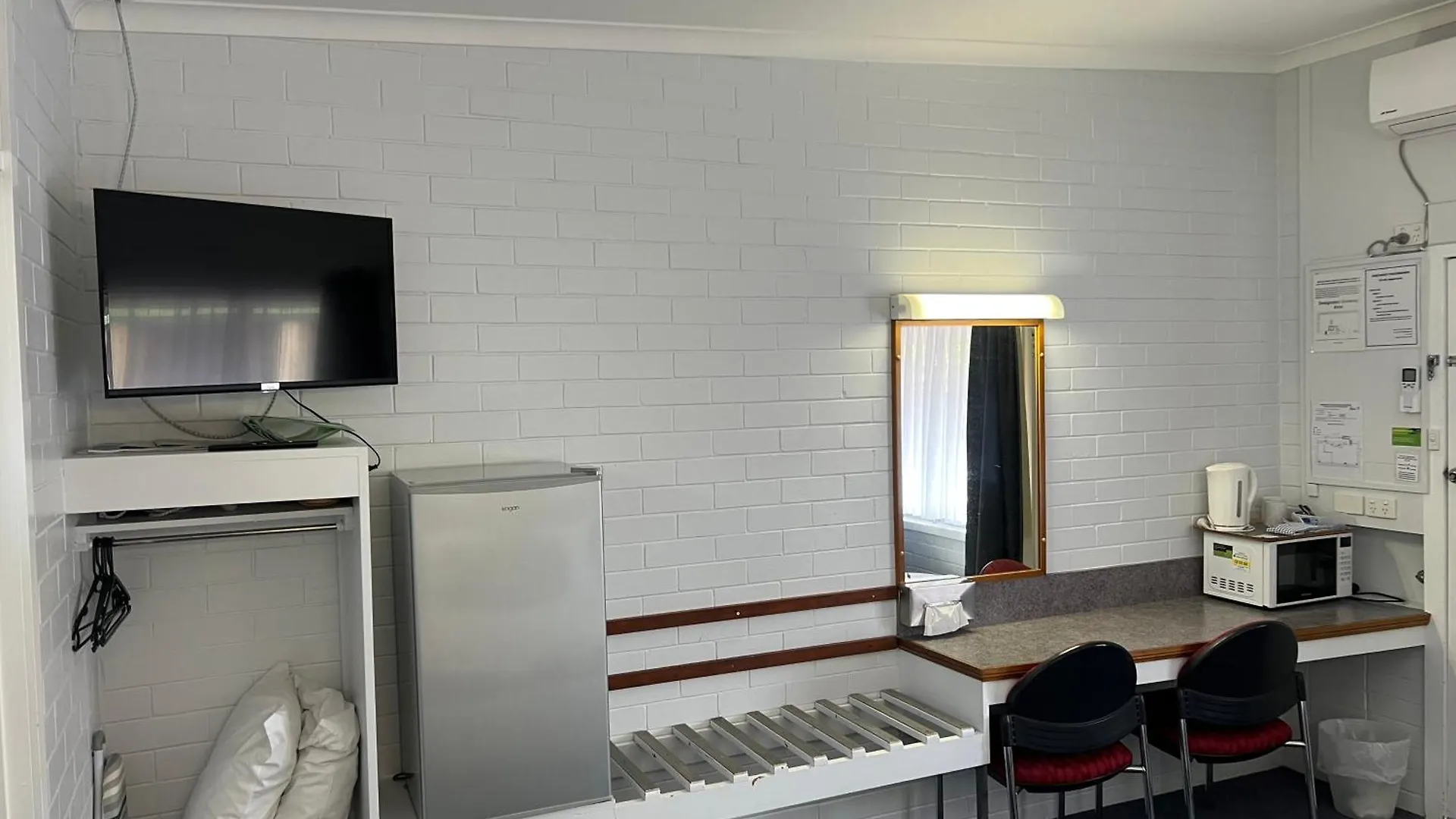 ***  Arkana Motel Maryborough Australia